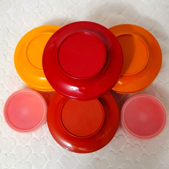 🎋Tupperware 12pc Snack Cups w/Seal & Serve Bowls - Picture 2 of 6